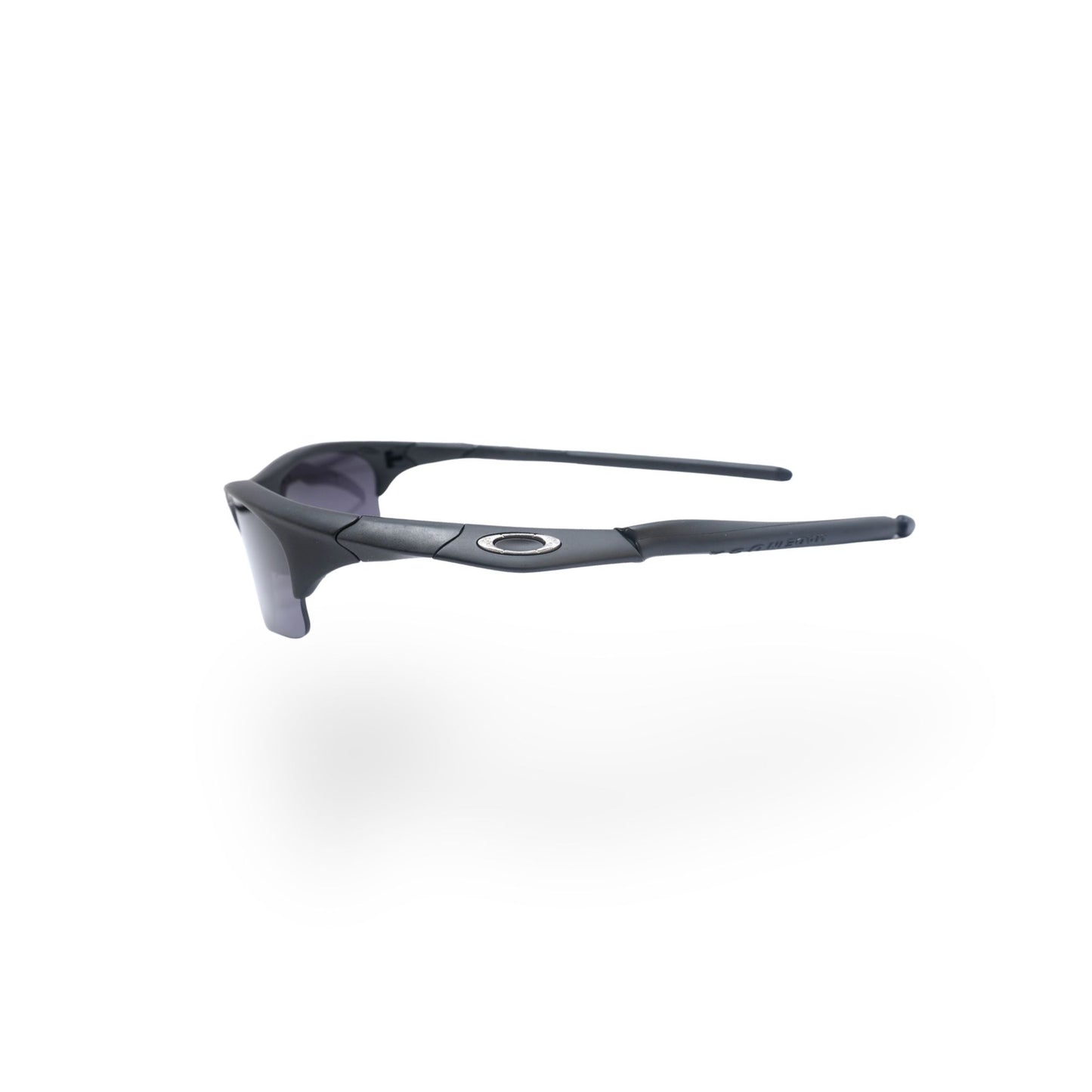 Black Plastic 32