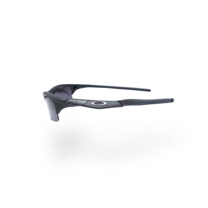 Black Plastic 32