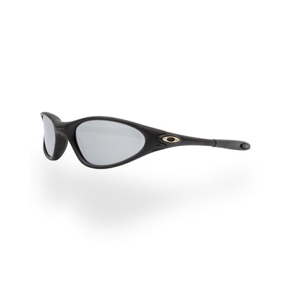 variant-color:black | Plastic 01 - Black