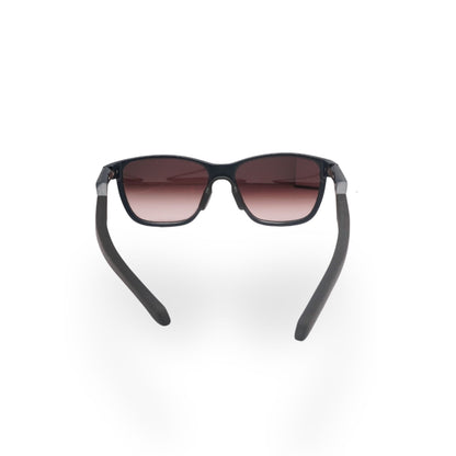 variant-color:black | Plastic 08 - Black