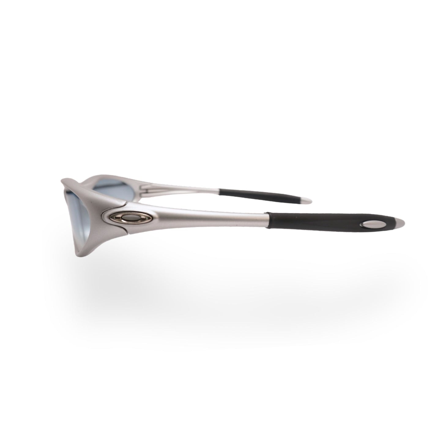 variant-color:silver | Plastic 01 - Silver