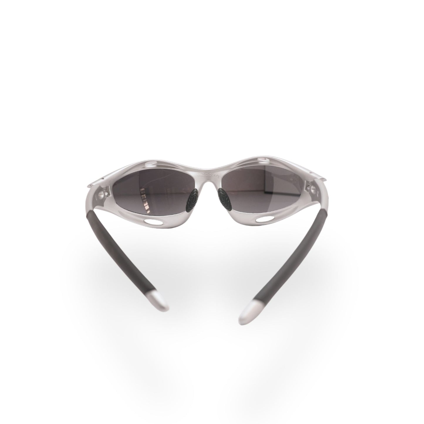 variant-color:white | Plastic 15 - White