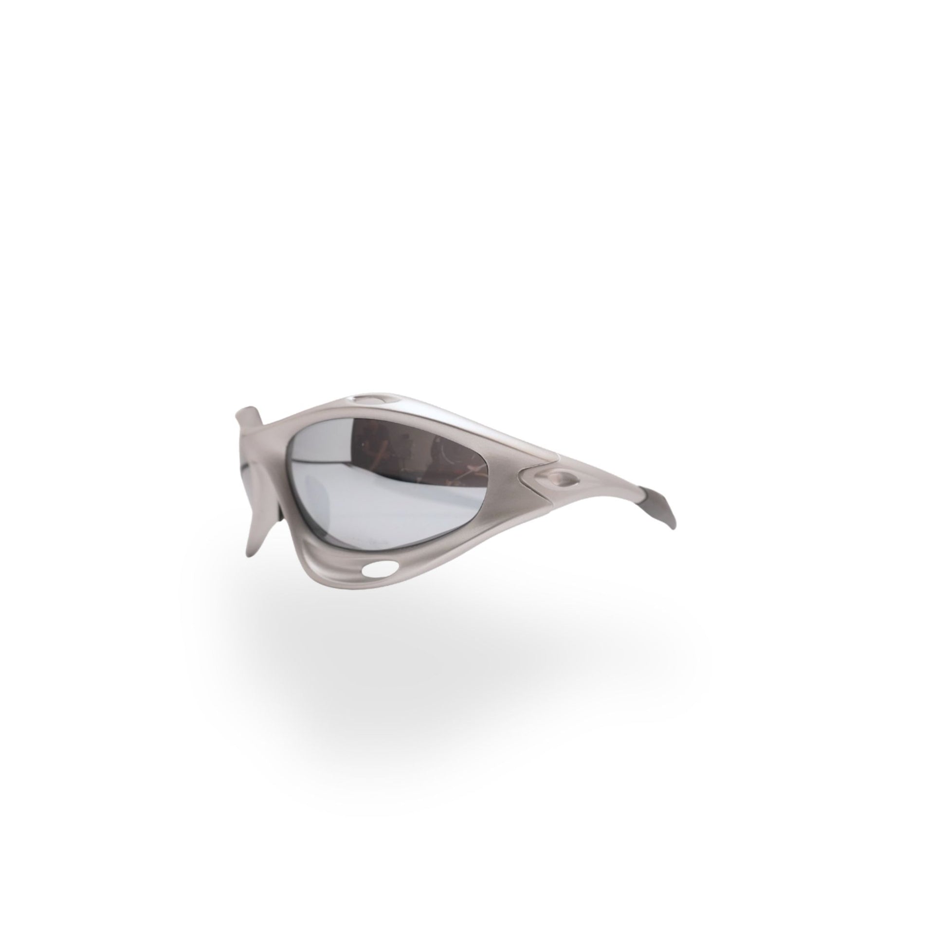 variant-color:white | Plastic 15 - White